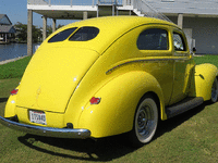 Image 4 of 21 of a 1940 FORD DELUXE