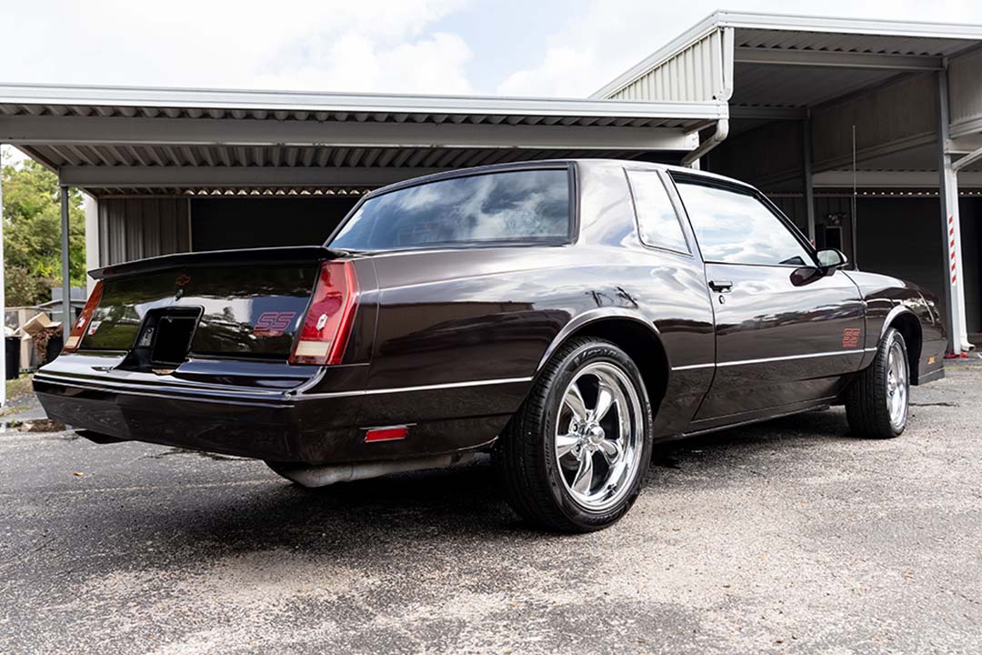 3rd Image of a 1988 CHEVROLET MONTE CARLO SS