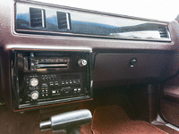 Image 17 of 30 of a 1988 CHEVROLET MONTE CARLO SS