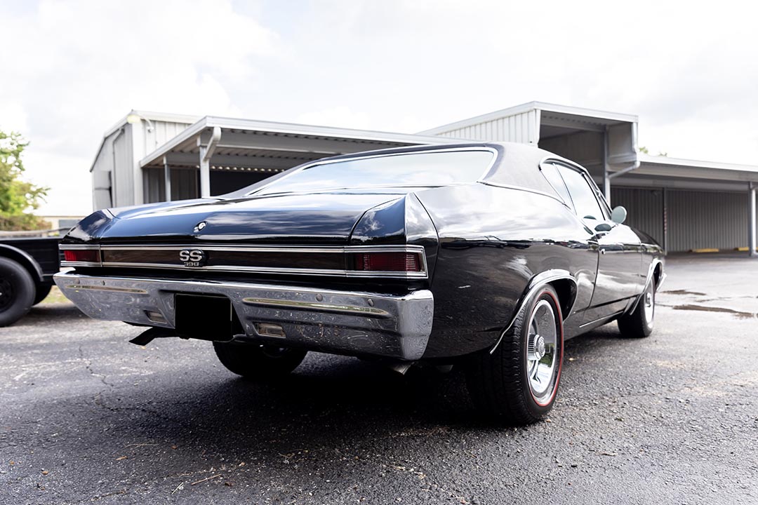 3rd Image of a 1968 CHEVROLET CHEVELLE SS
