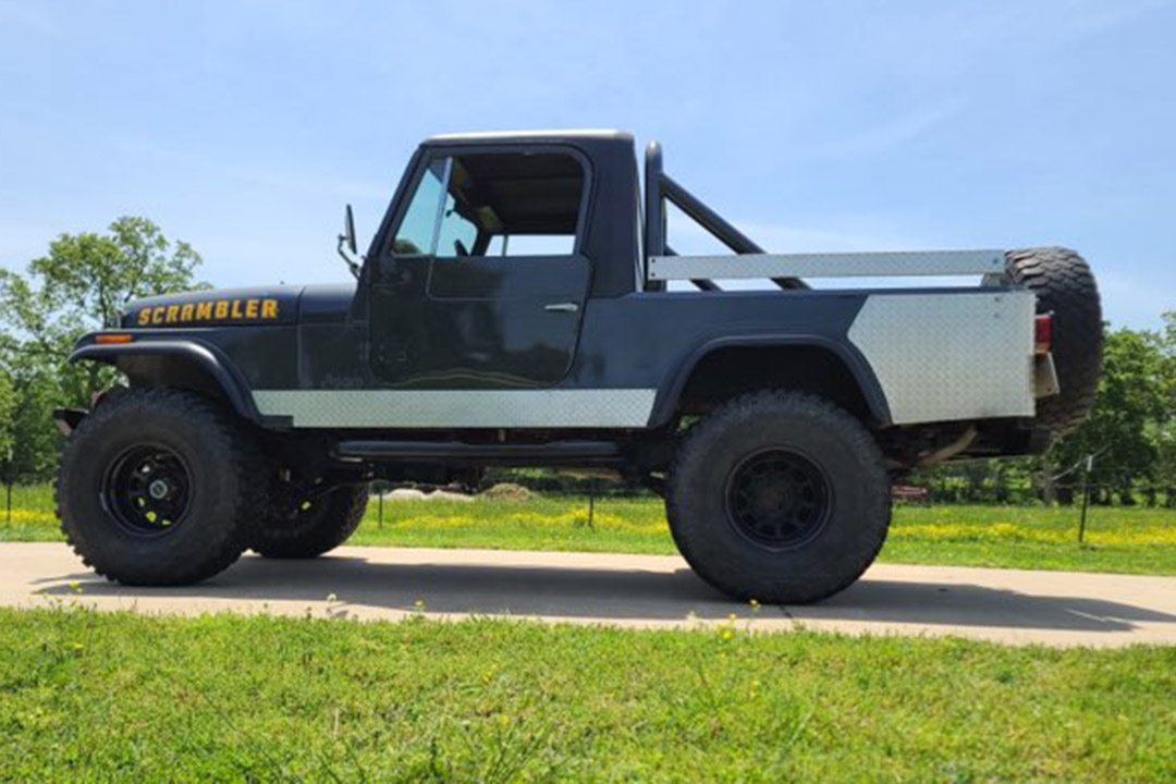 4th Image of a 1981 AMERICAN / JEEP SCRAMBLER CJ8