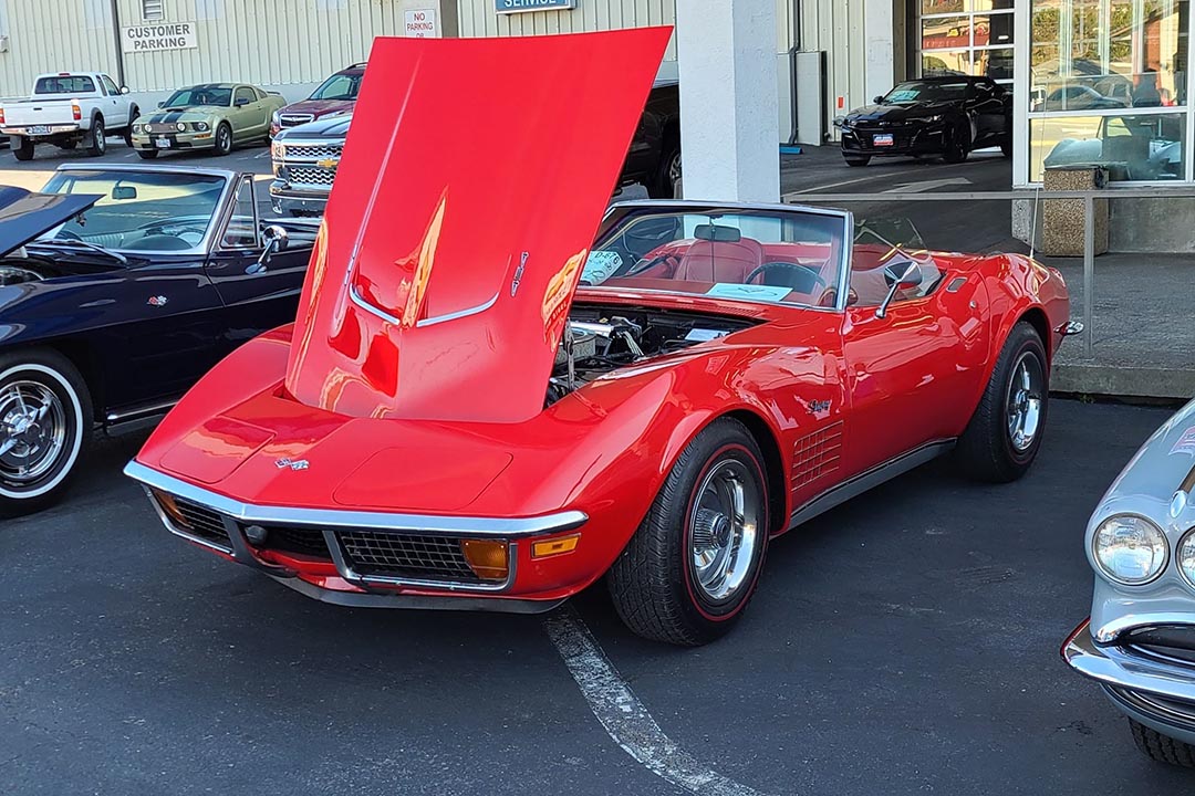 1st Image of a 1972 CHEVROLET CORVETTE STINGRAY