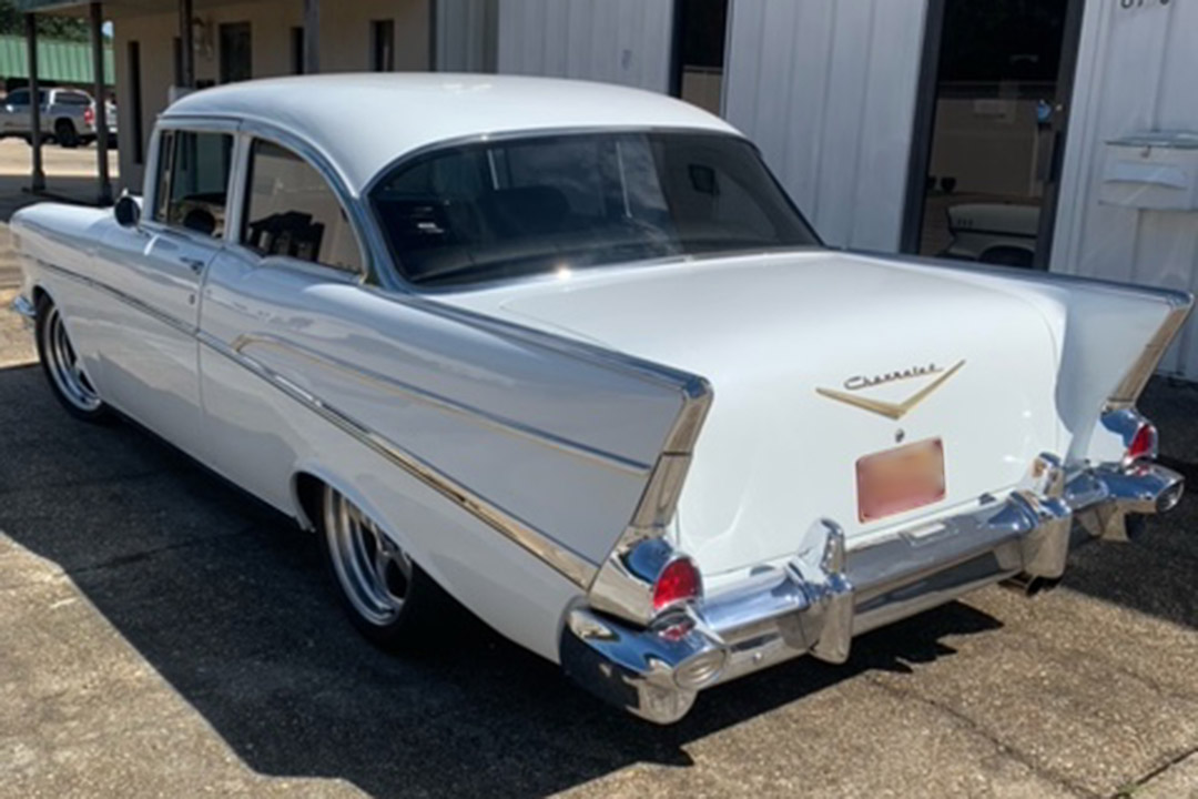 3rd Image of a 1957 CHEVROLET BELAIR