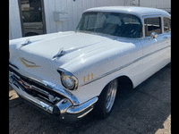 Image 1 of 9 of a 1957 CHEVROLET BELAIR