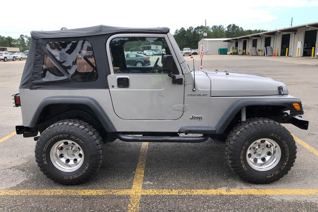 0th Image of a 2000 JEEP WRANGLER