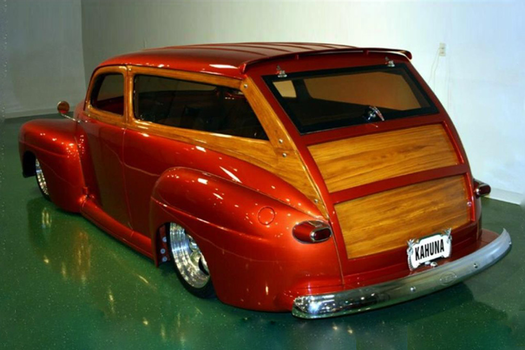 2nd Image of a 1948 FORD WOODY