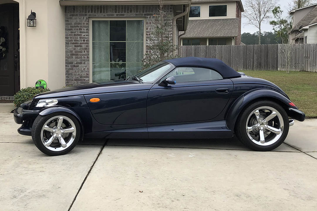2nd Image of a 2001 CHRYSLER PROWLER