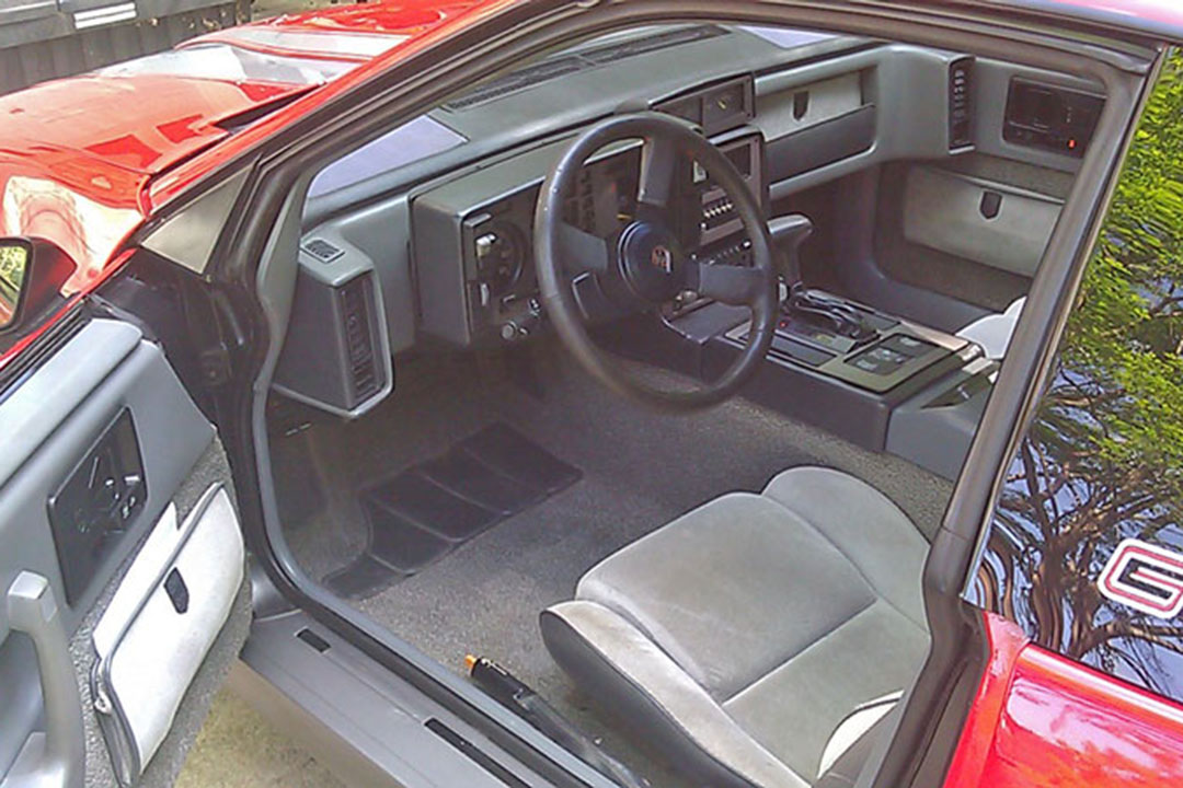 1st Image of a 1986 PONTIAC FIERO GT