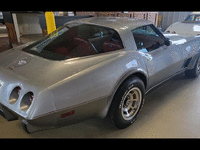 Image 2 of 14 of a 1978 CHEVROLET CORVETTE