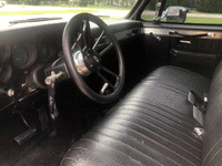 Image 11 of 19 of a 1986 CHEVROLET C10