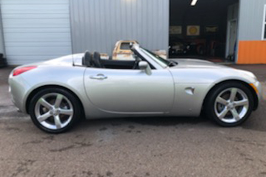 5th Image of a 2006 PONTIAC SOLSTICE