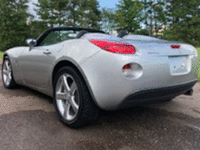 Image 3 of 12 of a 2006 PONTIAC SOLSTICE