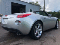 Image 4 of 12 of a 2006 PONTIAC SOLSTICE