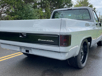 Image 6 of 27 of a 1981 CHEVROLET C10