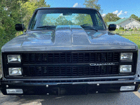 Image 9 of 27 of a 1981 CHEVROLET C10