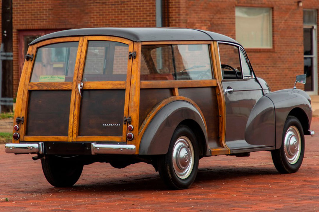 3rd Image of a 1965 MORRIS MINOR