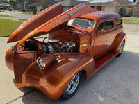 Image 2 of 6 of a 1939 CHEVROLET MASTER DELUXE