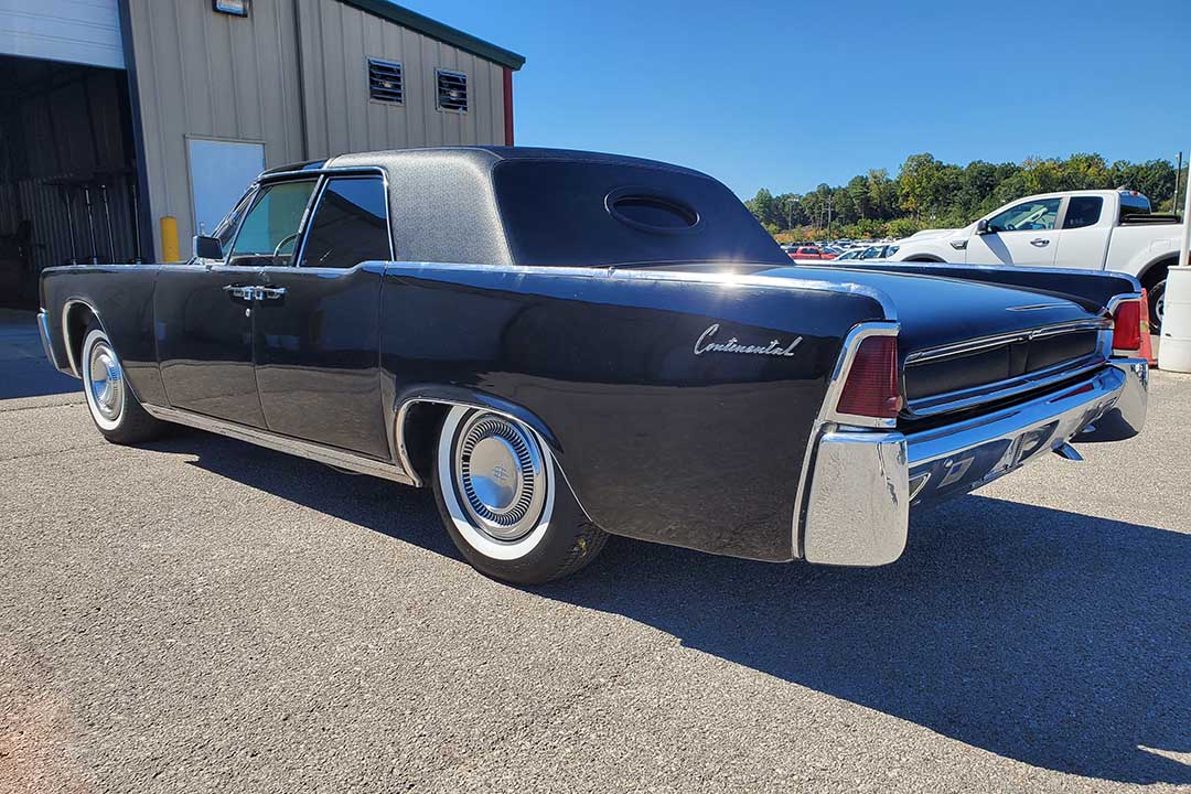 4th Image of a 1962 LINCOLN CONTINENTAL