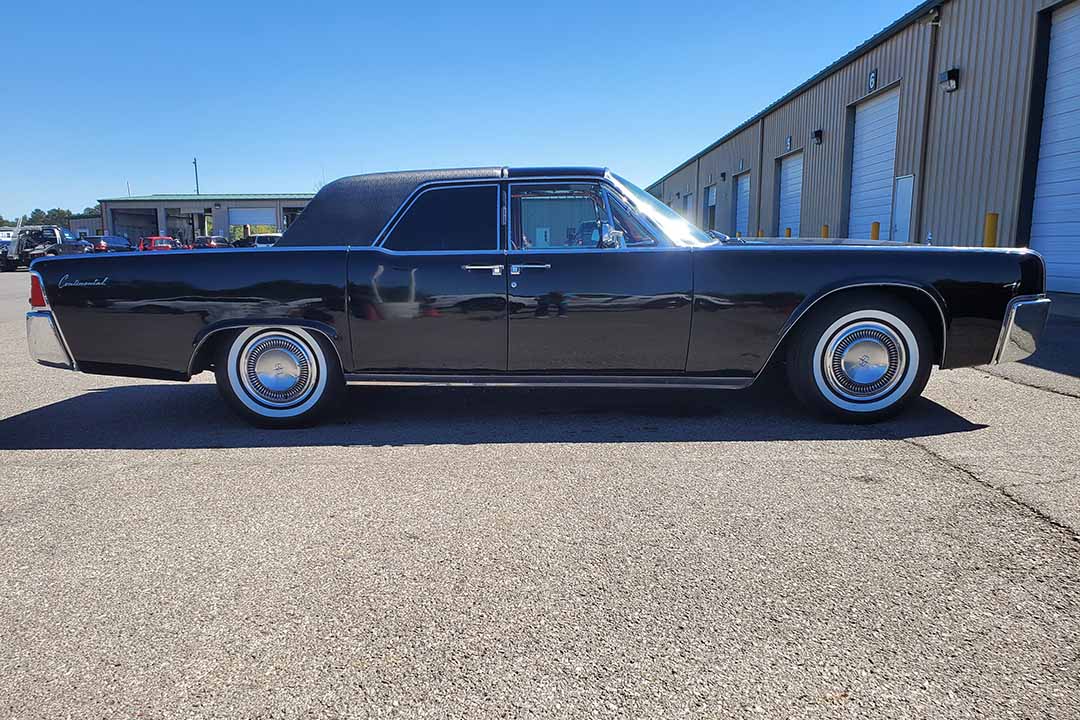 7th Image of a 1962 LINCOLN CONTINENTAL