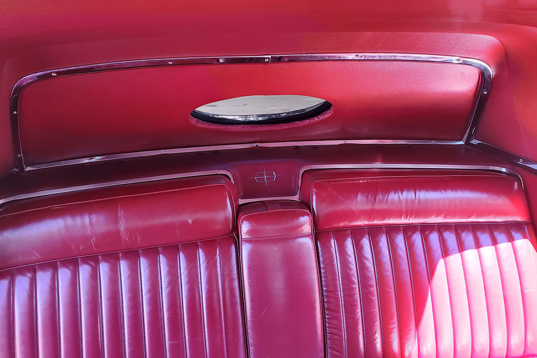 30th Image of a 1962 LINCOLN CONTINENTAL