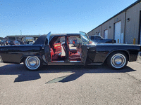 Image 12 of 40 of a 1962 LINCOLN CONTINENTAL