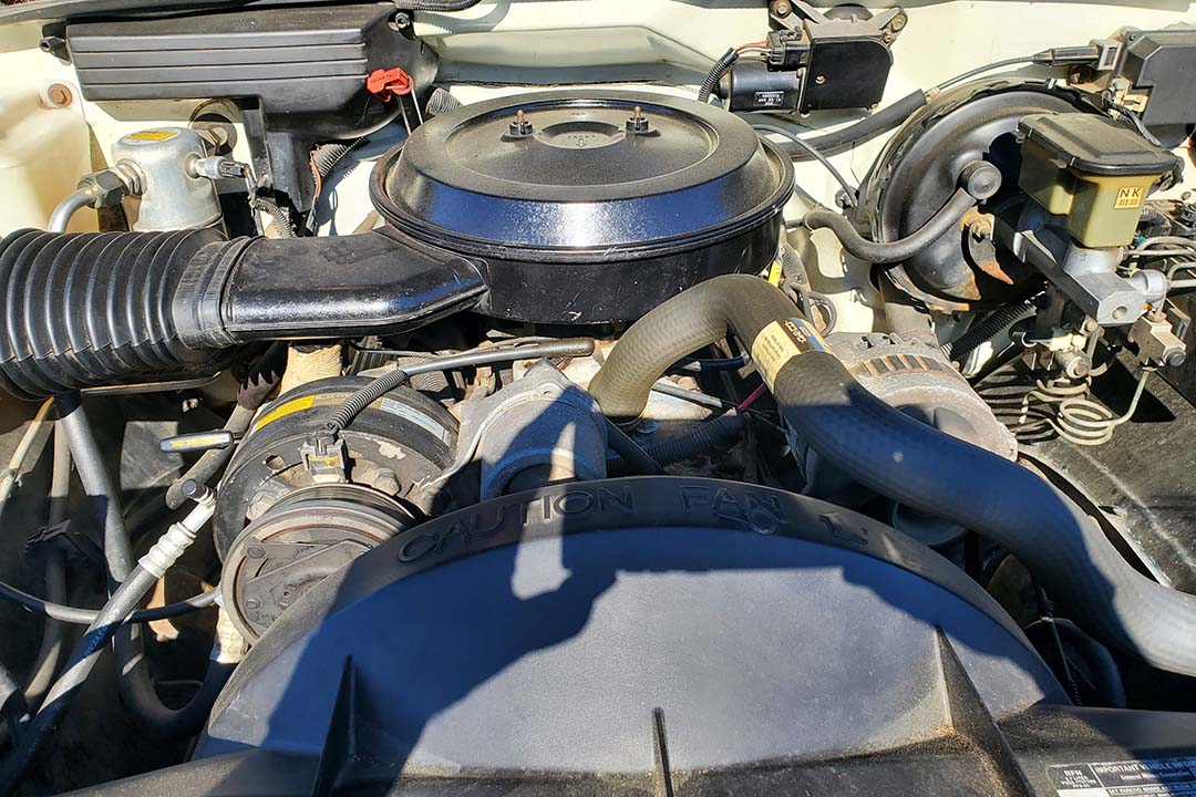 4th Image of a 1993 CHEVROLET K1500