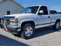 Image 1 of 6 of a 1993 CHEVROLET K1500