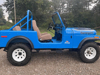 Image 3 of 5 of a 1978 JEEP CJ 7