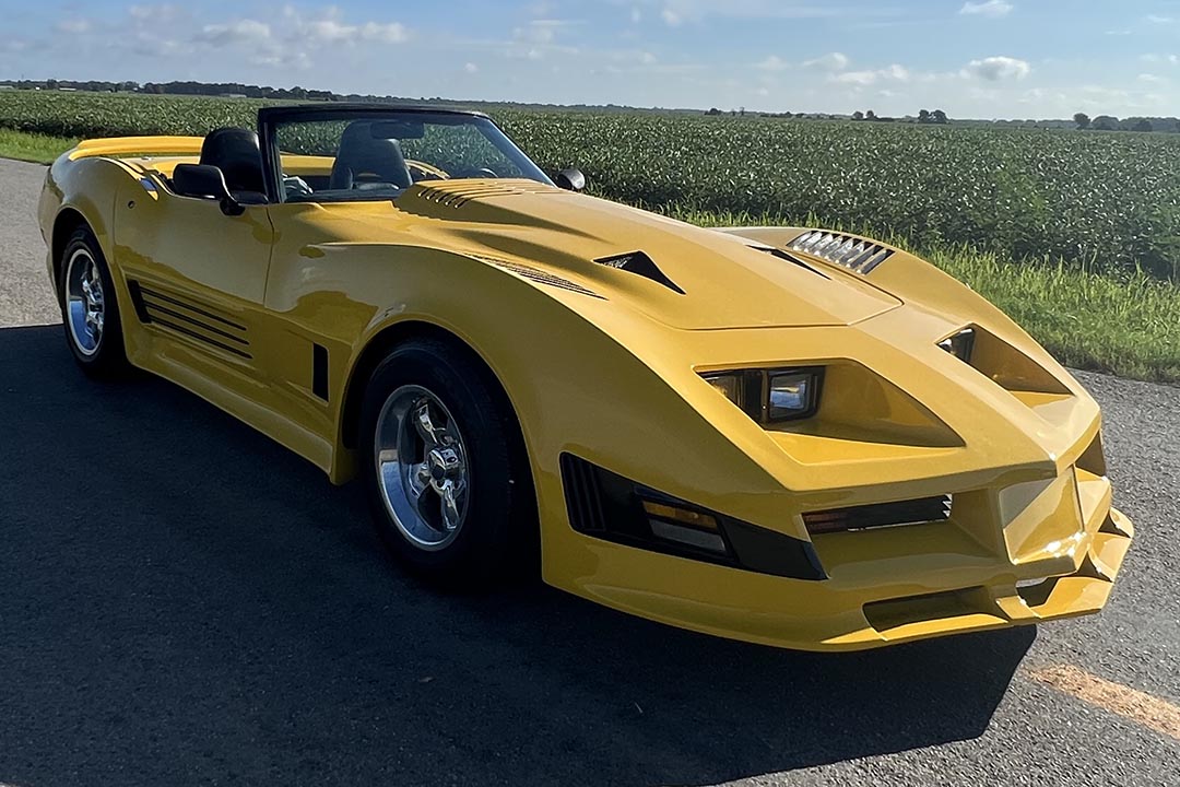 2nd Image of a 1980 CHEVROLET CORVETTE