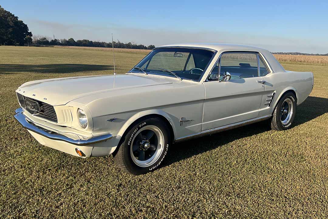 0th Image of a 1966 FORD MUSTANG