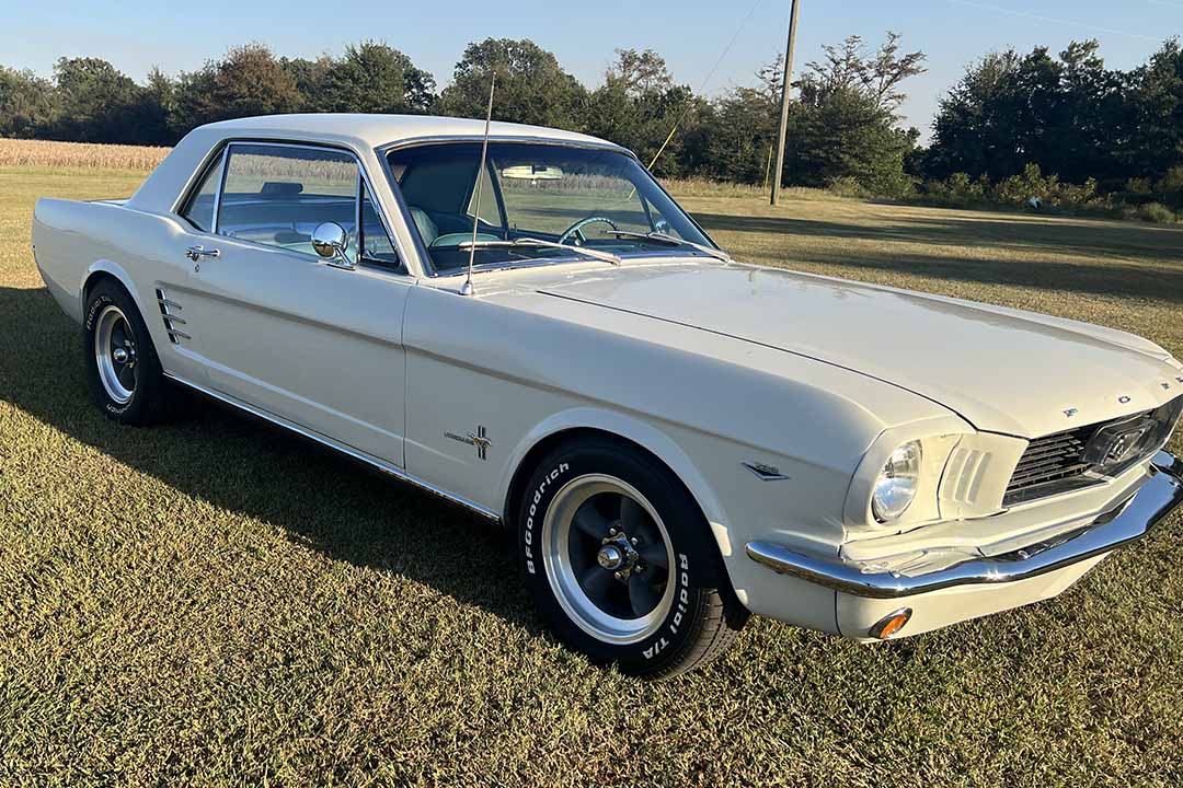 1st Image of a 1966 FORD MUSTANG