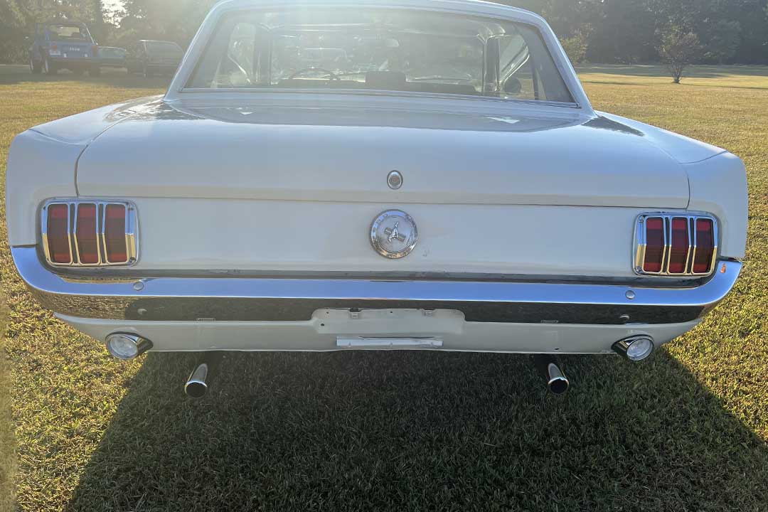 3rd Image of a 1966 FORD MUSTANG