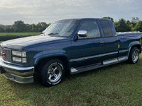 Image 1 of 10 of a 1994 GMC 1500
