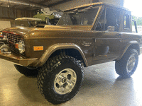 Image 3 of 15 of a 1977 FORD BRONCO