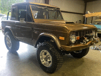 Image 4 of 15 of a 1977 FORD BRONCO
