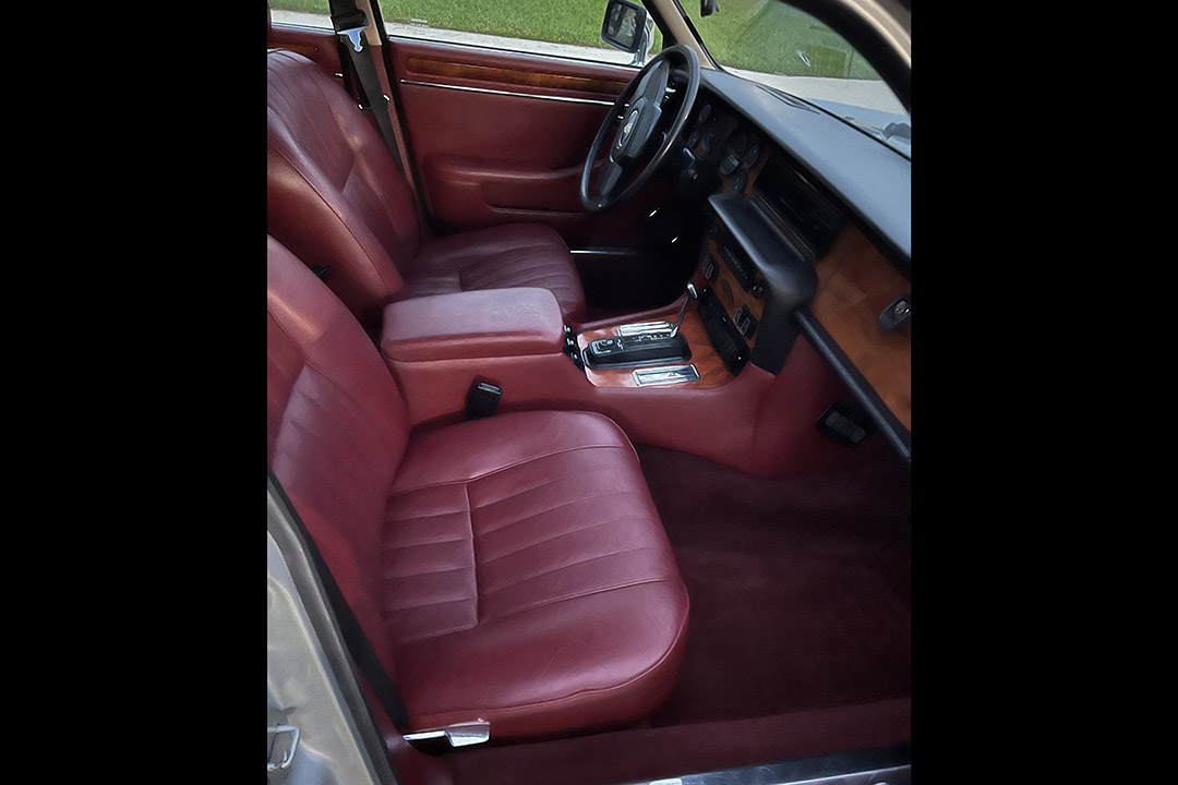 7th Image of a 1987 JAGUAR XJ6 XJ