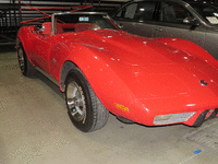 Image 2 of 10 of a 1975 CHEVROLET CORVETTE