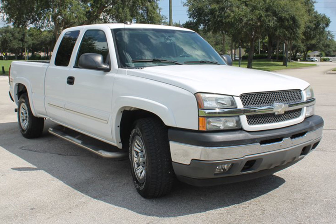 1st Image of a 2005 CHEVROLET SILVERADO Z71