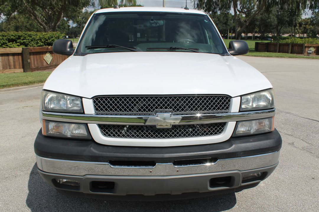 4th Image of a 2005 CHEVROLET SILVERADO Z71