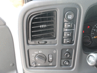 Image 10 of 16 of a 2005 CHEVROLET SILVERADO Z71