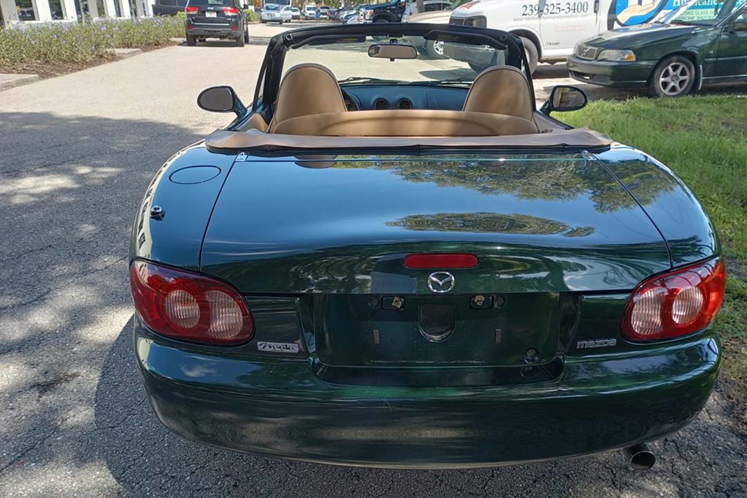 7th Image of a 2001 MAZDA MX-5 MIATA