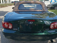 Image 7 of 15 of a 2001 MAZDA MX-5 MIATA