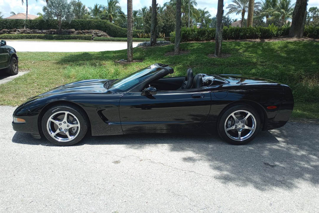 7th Image of a 2003 CHEVROLET CORVETTE