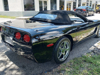 Image 7 of 24 of a 2003 CHEVROLET CORVETTE