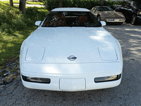 Image 6 of 14 of a 1991 CHEVROLET CORVETTE