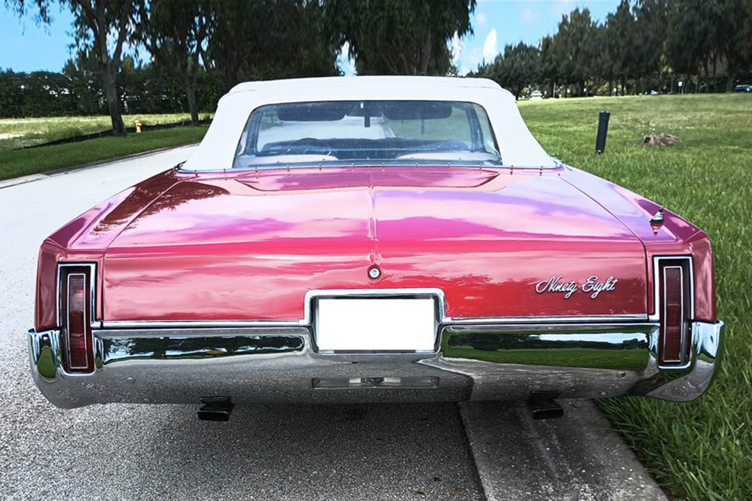 4th Image of a 1967 OLDSMOBILE 98