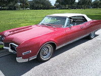 Image 1 of 15 of a 1967 OLDSMOBILE 98