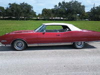 Image 2 of 15 of a 1967 OLDSMOBILE 98