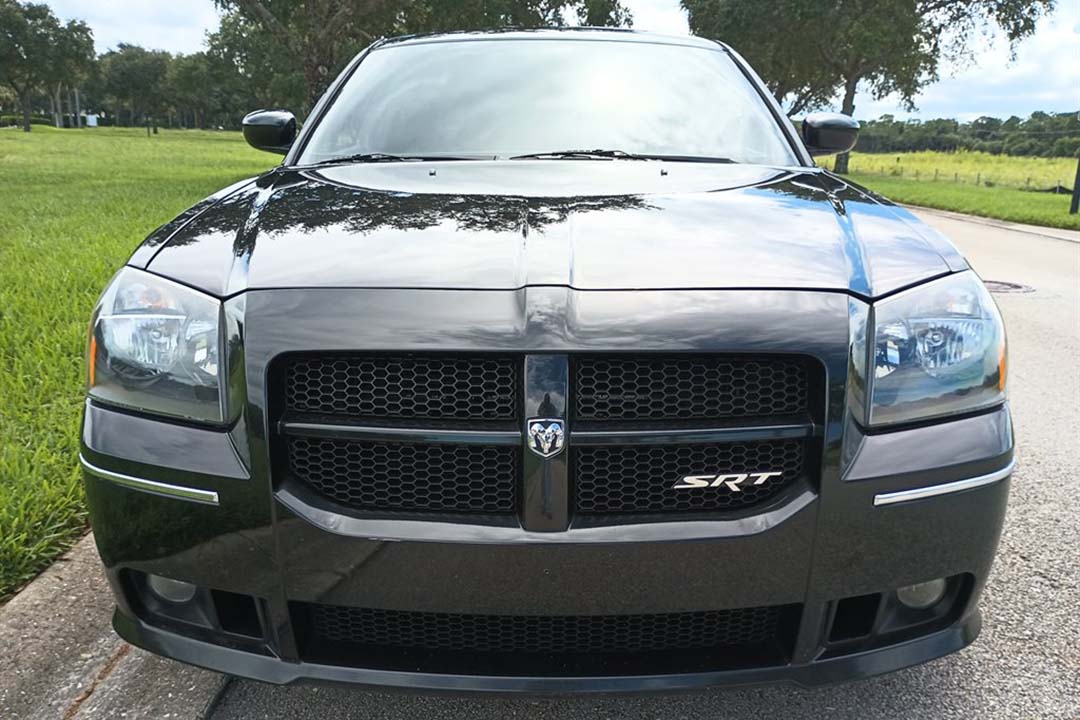 3rd Image of a 2007 DODGE MAGNUM SRT-8
