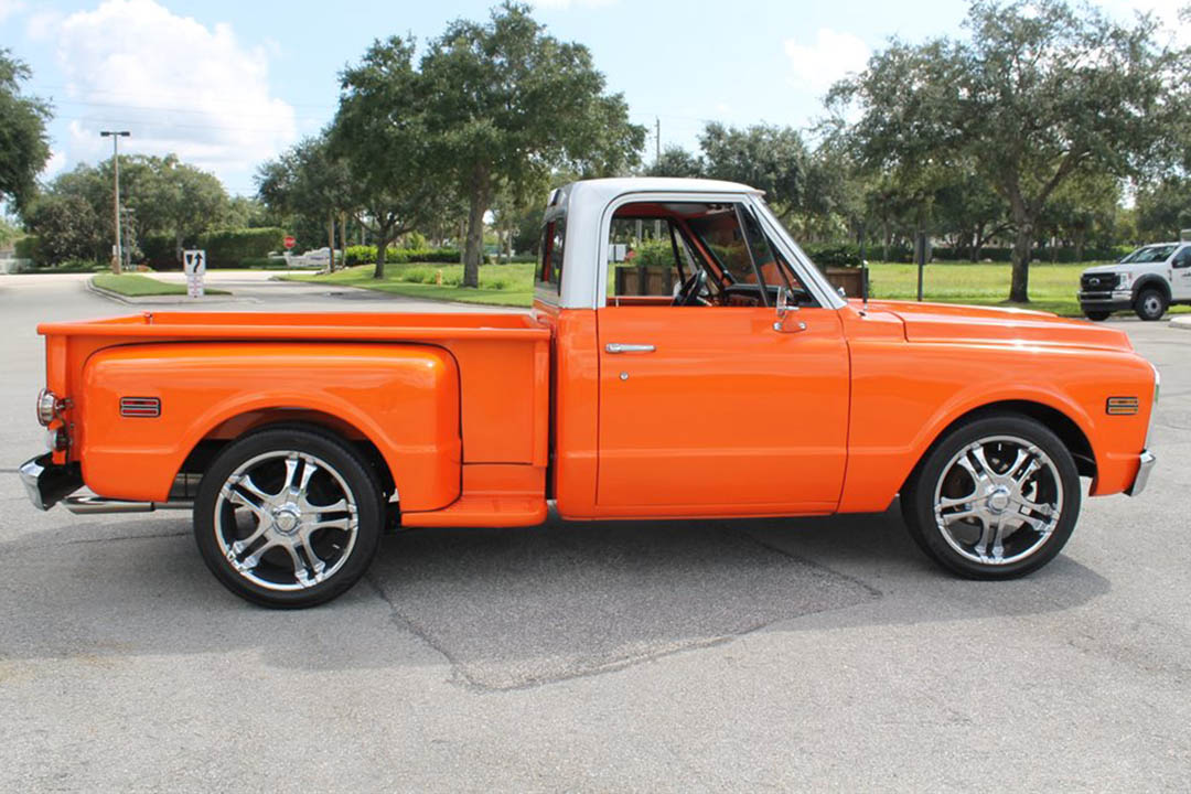 5th Image of a 1972 CHEVROLET C10